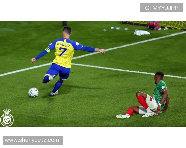 C罗与佩莱的巅峰对决谁能在绿茵场上书写传奇篇章