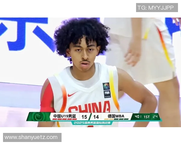 加拿大男篮与德国男篮激战正酣谁能在国际赛场上笑到最后